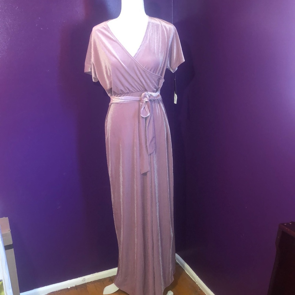 NWT LULAROE NOELLE DRESS SIZE M
